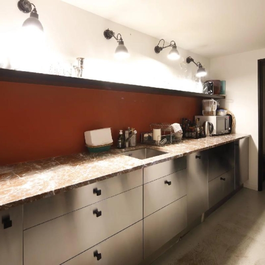  Annonces ST OUEN : Local / Bureau | PARIS (75011) | 153 m2 | 1 989 620 &euro; 
