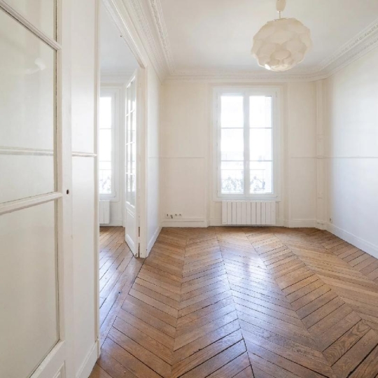  Annonces ST OUEN : Appartement | PARIS (75015) | 47 m2 | 470 000 &euro; 