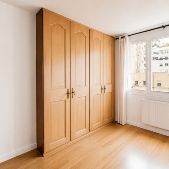  Annonces ST OUEN : Apartment | PARIS (75015) | 71 m2 | 745 000 &euro; 