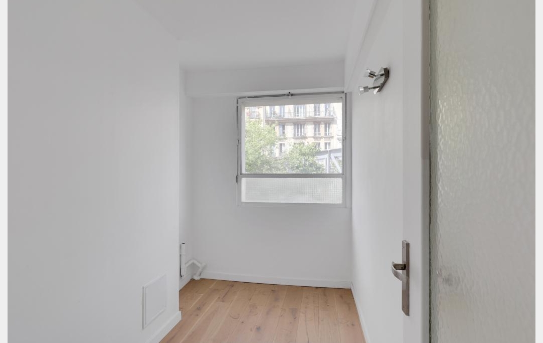 Annonces ST OUEN : Appartement | PARIS (75015) | 60 m2 | 598 000 € 