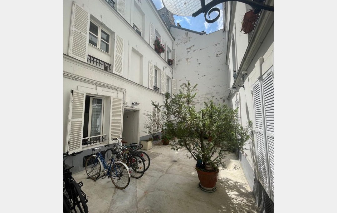 Annonces ST OUEN : Apartment | PARIS (75018) | 22 m2 | 860 &euro; 