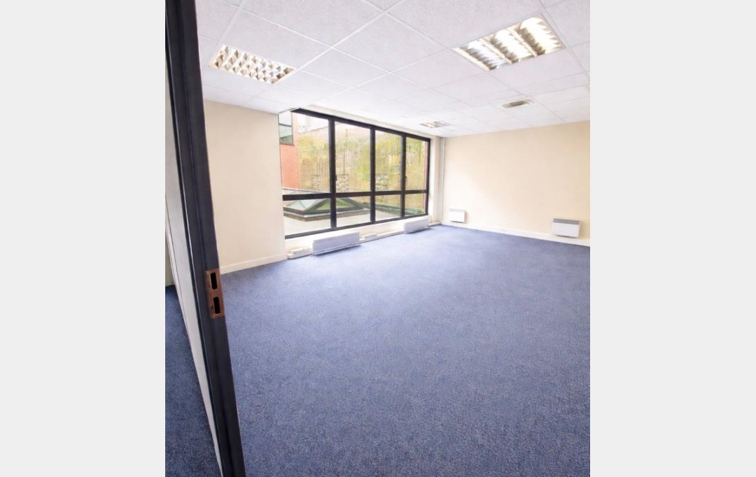 Annonces ST OUEN : Local / Bureau | SAINT-DENIS (93200) | 425 m2 | 4 250 &euro; 