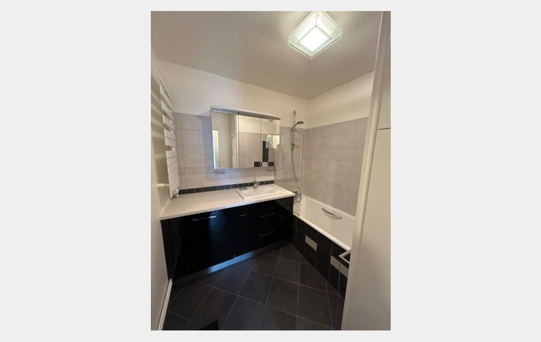 Annonces ST OUEN : Appartement | PARIS (75014) | 42 m2 | 1 588 &euro; 