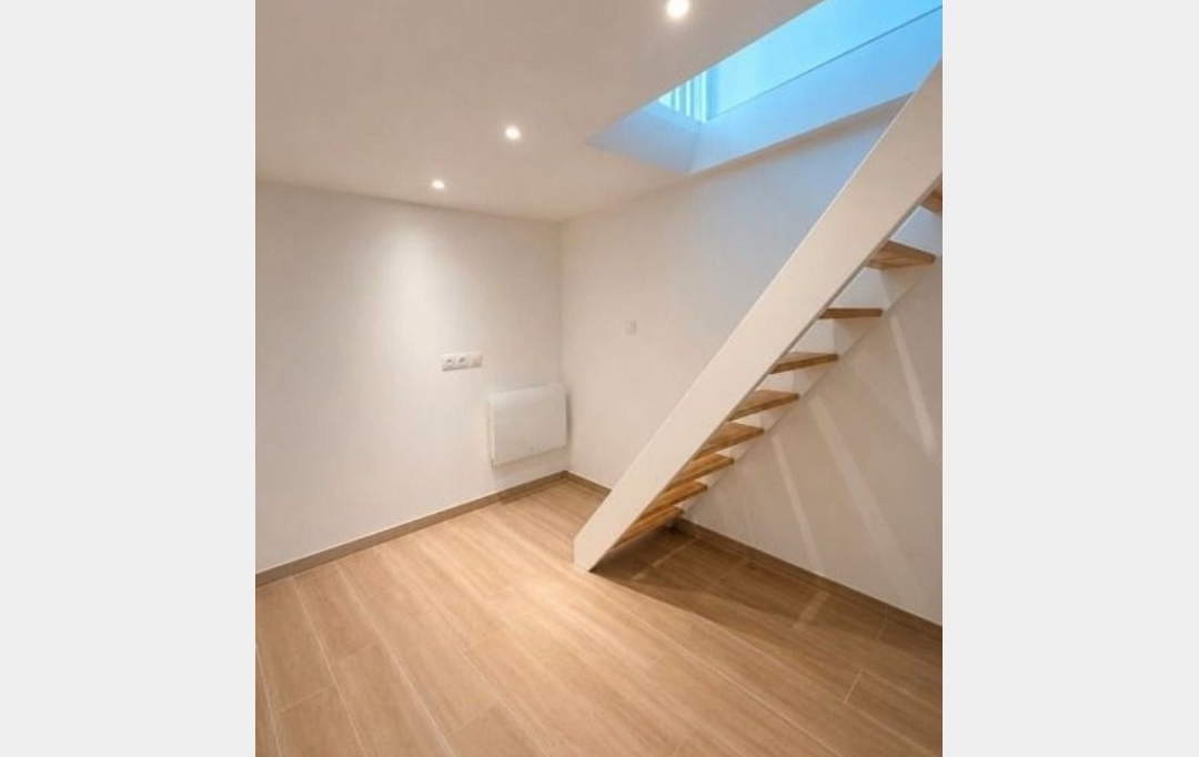 Annonces ST OUEN : Office | PARIS (75015) | 30 m2 | 260 000 &euro; 