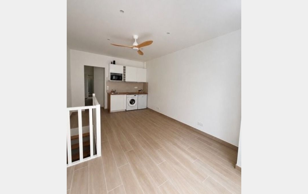 Annonces ST OUEN : Office | PARIS (75015) | 30 m2 | 260 000 &euro; 